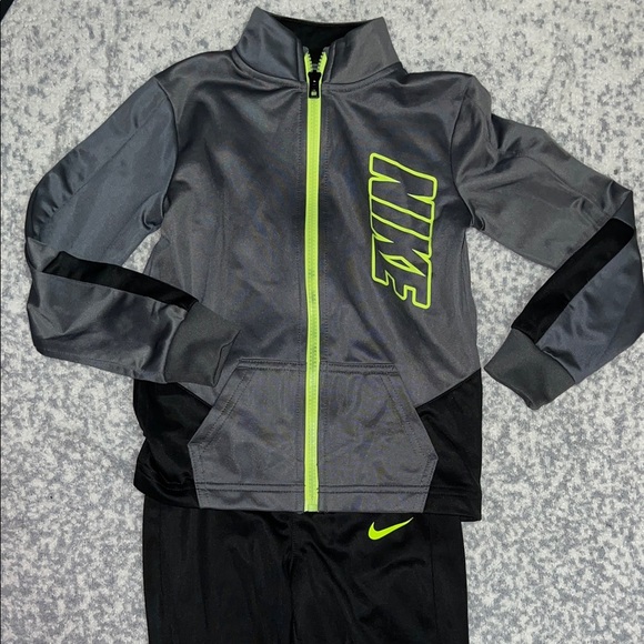 Nike Black and Gray Tracksuit with Neon Highlights - Picture 2 of 7